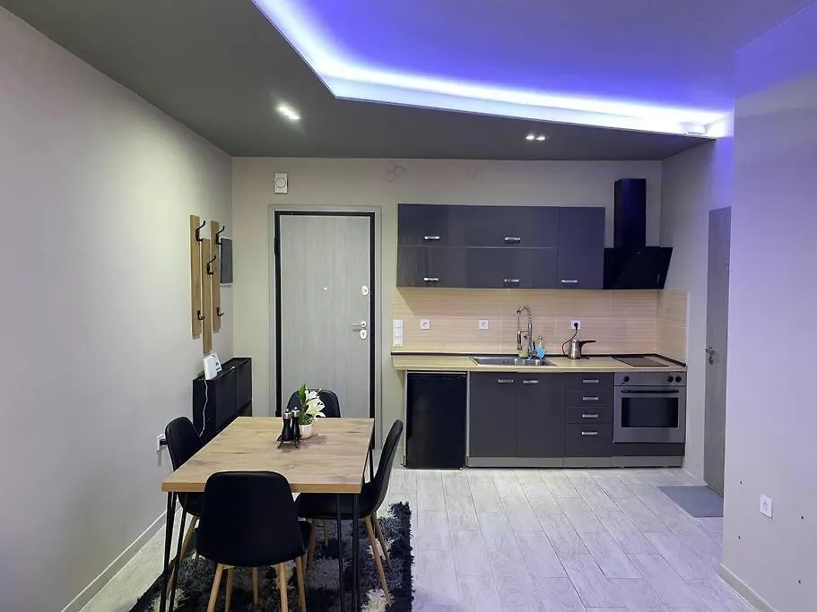 סלוניקי Ladadika Family Apartment 0*,